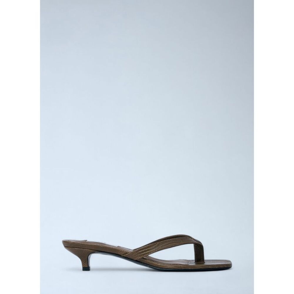 Toteme Women Lizard-Embossed Flip Flops - Picture 7 of 7